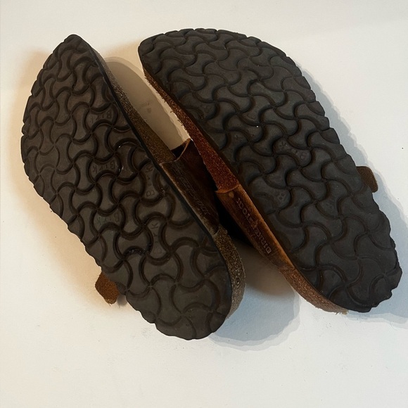 BIRKENSTOCK Gizeh Sandals T-Strap Sz 37 L6 Bronze Metallic Leather - Picture 9 of 9